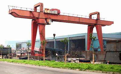 choose reasonable length of cantilever for your gantry crane